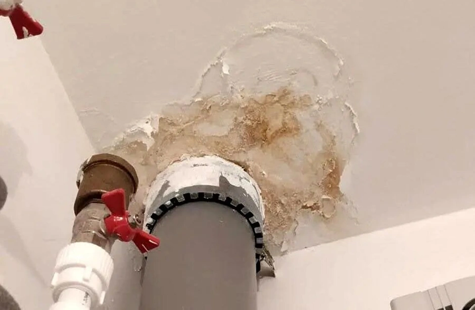 top-7-roofing-installation-mistakes-that-lead-to-leaks-within-2-years